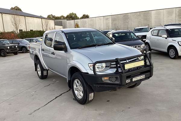 2014 Mitsubishi Triton GLX MN 4X4