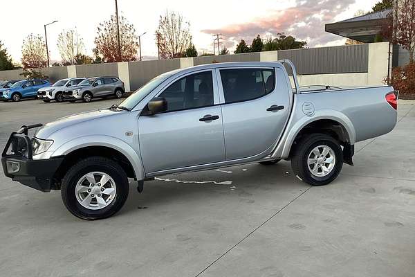 2014 Mitsubishi Triton GLX MN 4X4