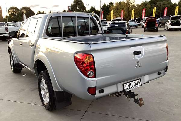 2014 Mitsubishi Triton GLX MN 4X4