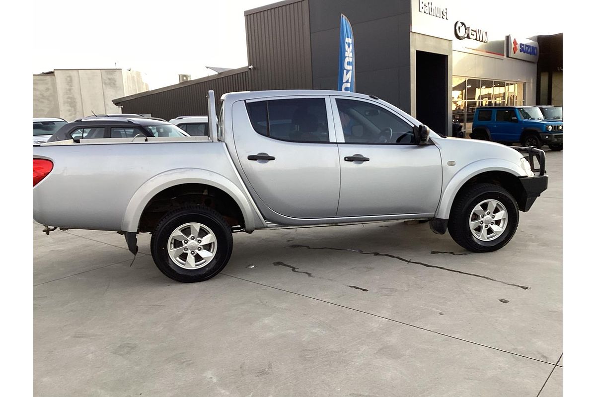 2014 Mitsubishi Triton GLX MN 4X4