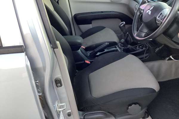 2014 Mitsubishi Triton GLX MN 4X4
