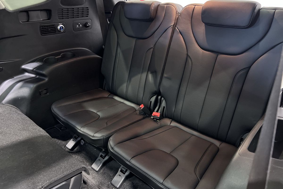 2020 Hyundai Santa Fe Highlander TM.2