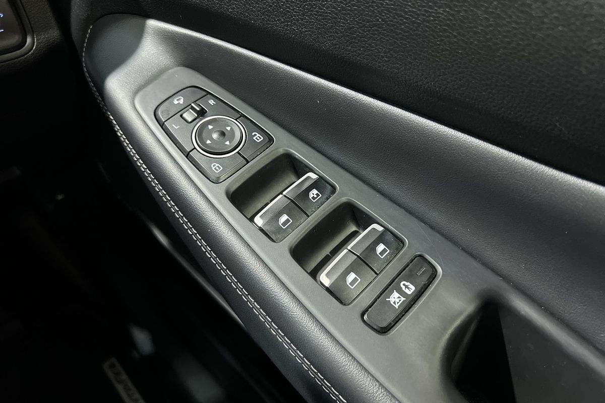 2020 Hyundai Santa Fe Highlander TM.2