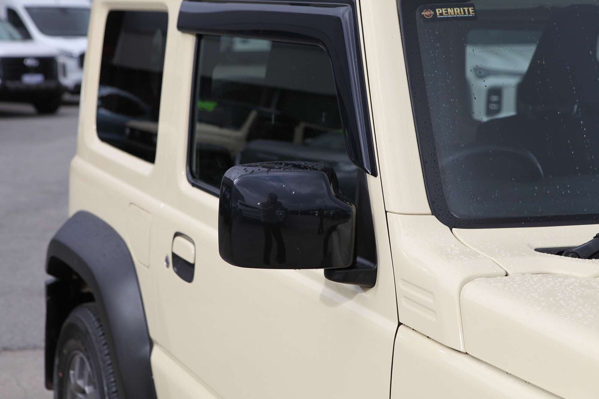 2022 Suzuki Jimny GLX GJ
