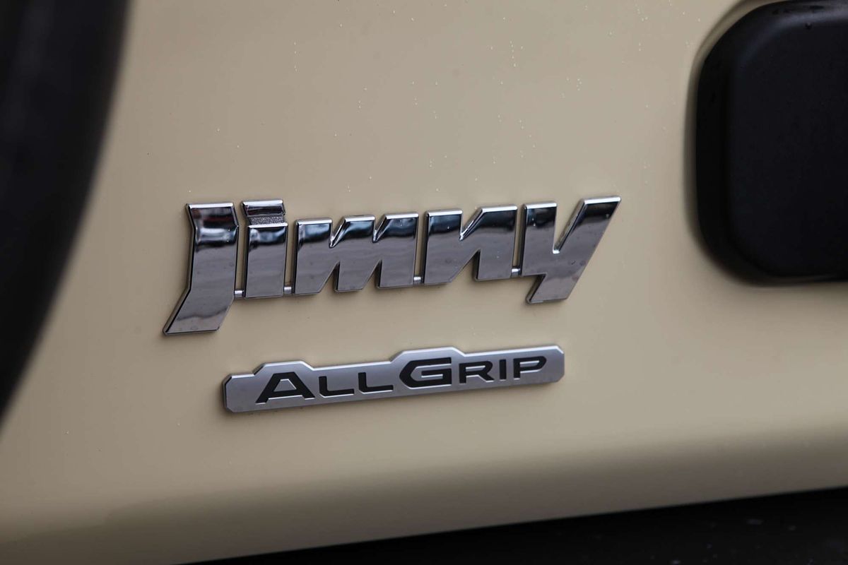 2022 Suzuki Jimny GLX GJ