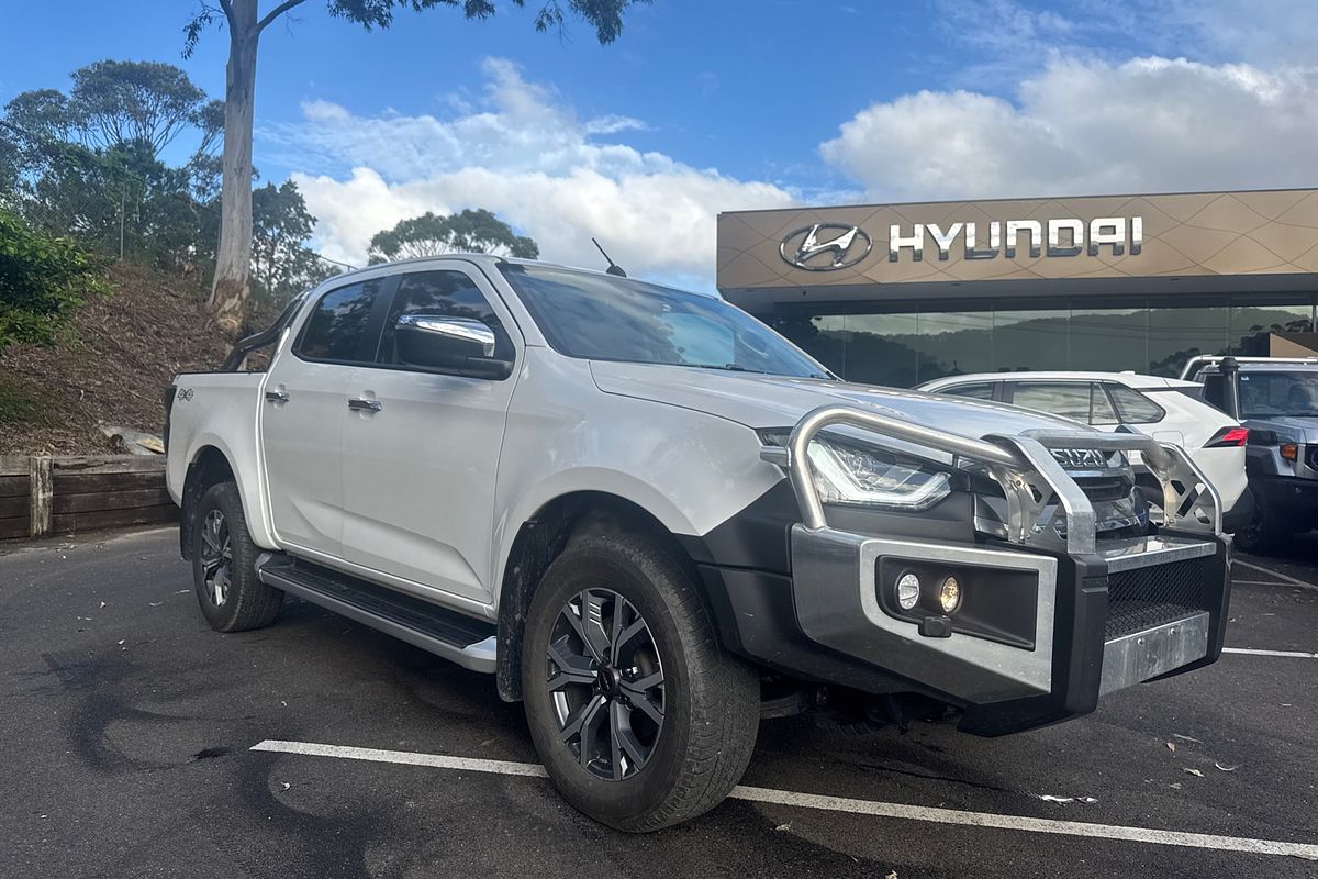 2023 Isuzu D-MAX LS-U+ 4X4