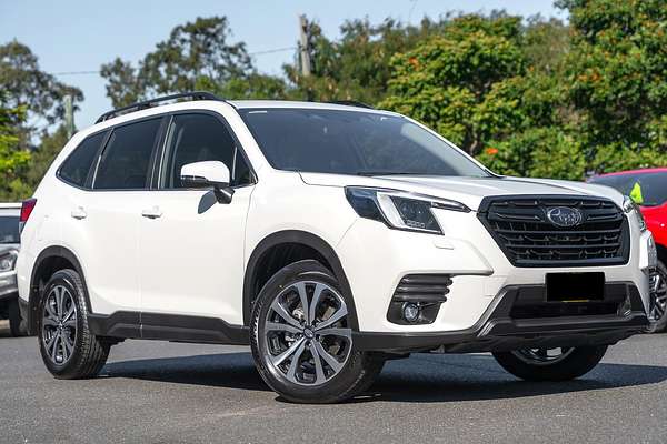 2024 Subaru Forester 2.5i Premium S5
