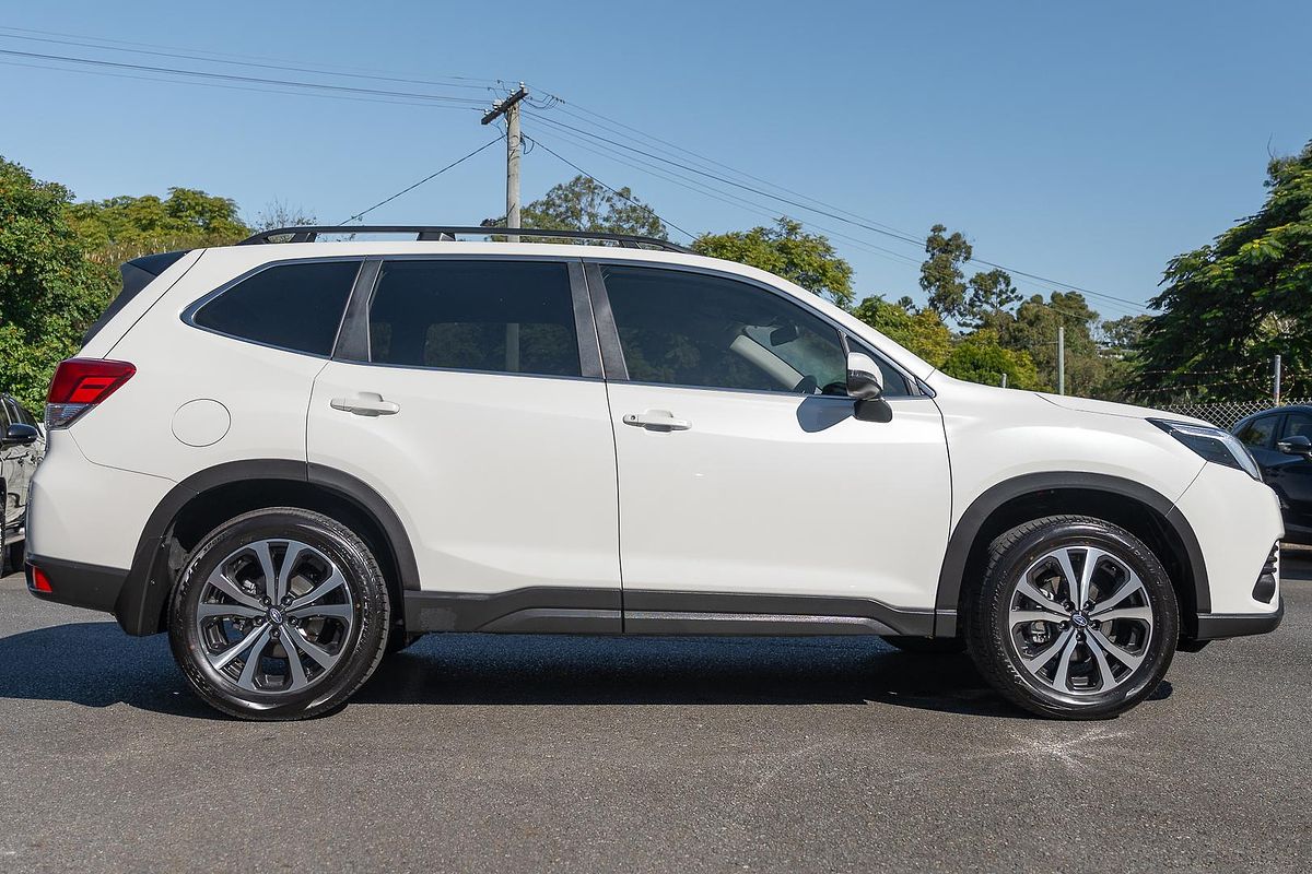 2024 Subaru Forester 2.5i Premium S5