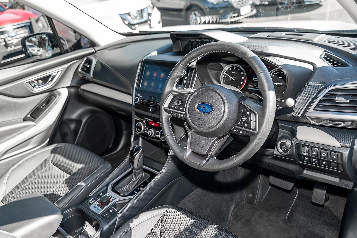 2024 Subaru Forester 2.5i Premium S5
