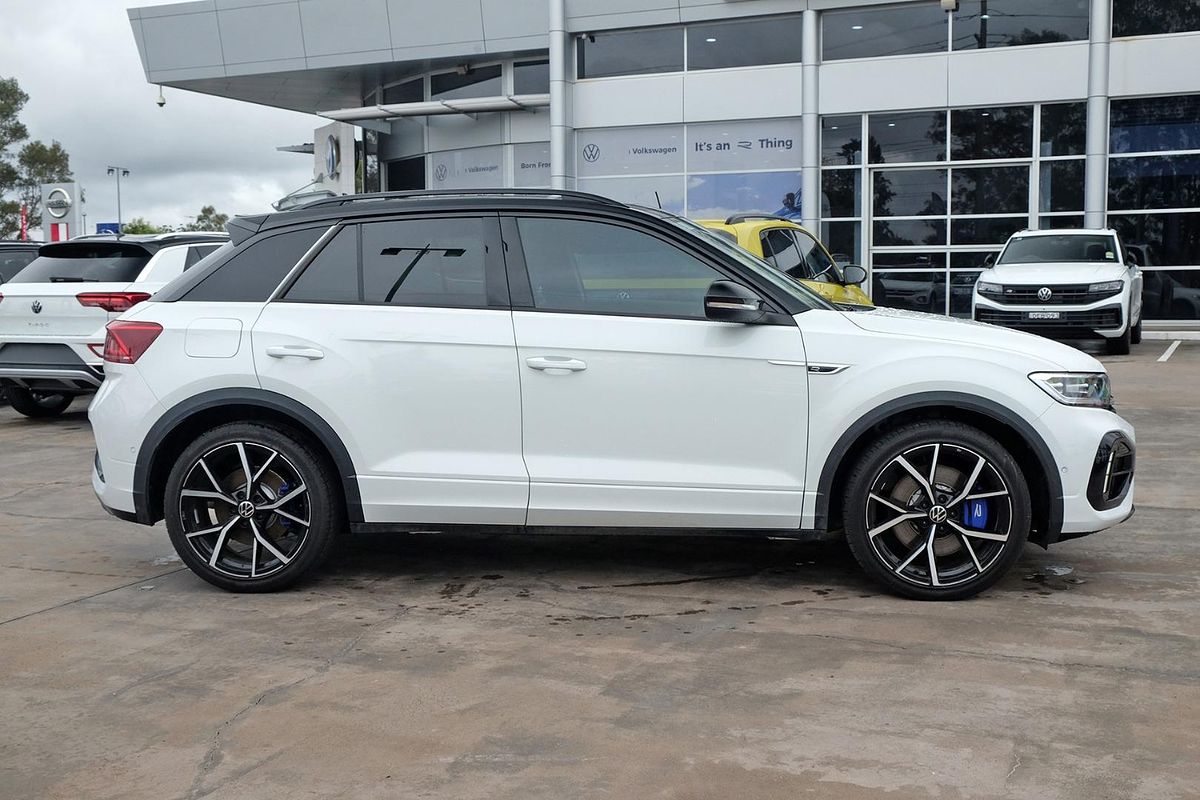 2024 Volkswagen T-Roc R D11