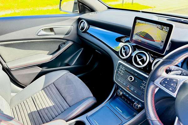 2015 Mercedes-Benz CLA-Class CLA200 X117