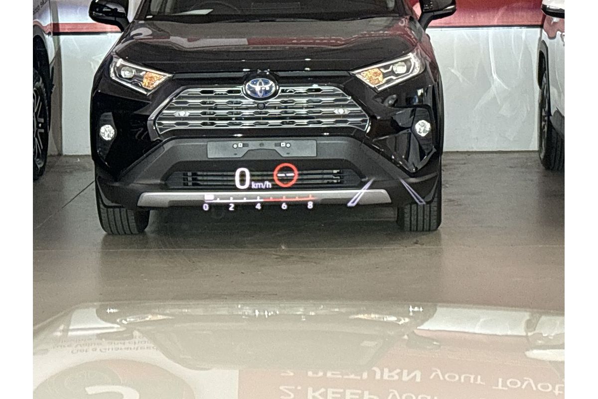 2023 Toyota Landcruiser Sahara FJA300R
