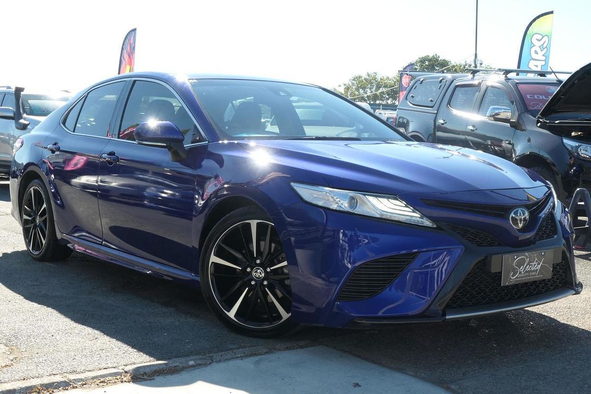 2020 Toyota Camry SX GSV70R