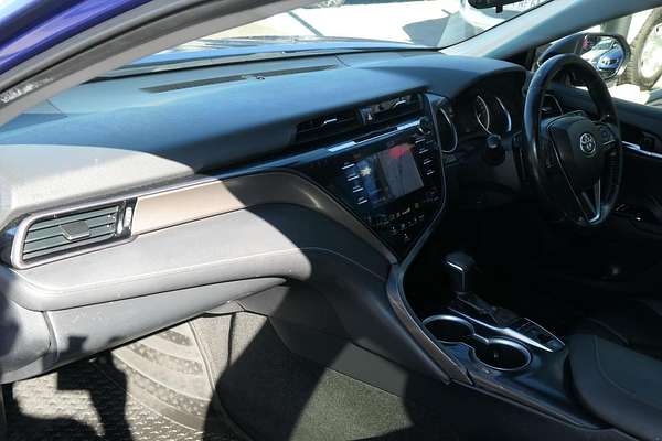 2020 Toyota Camry SX GSV70R