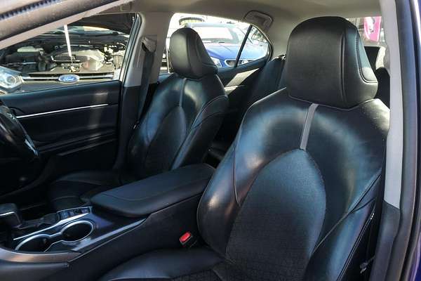 2020 Toyota Camry SX GSV70R