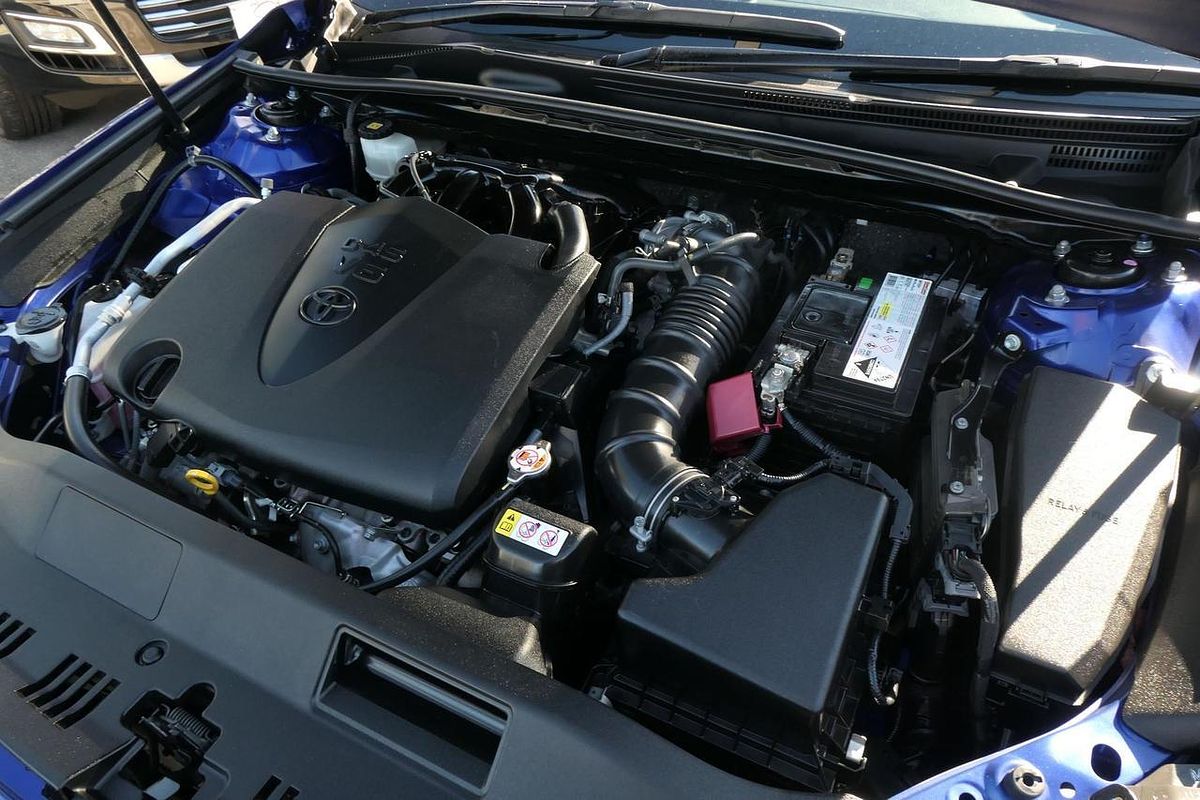 2020 Toyota Camry SX GSV70R