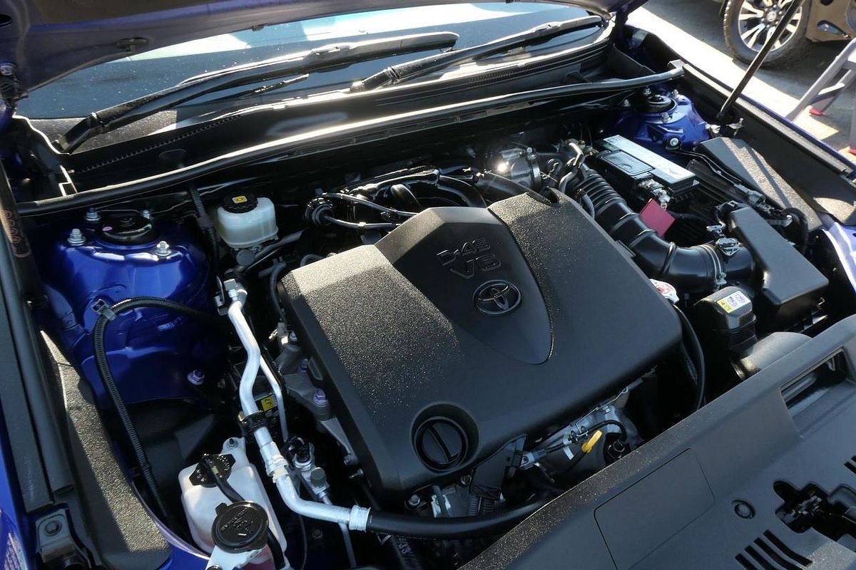 2020 Toyota Camry SX GSV70R