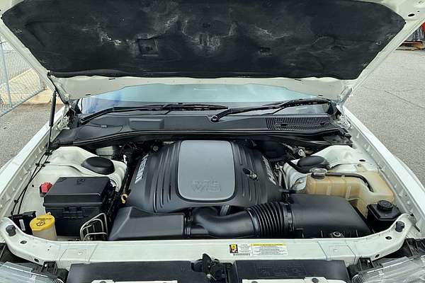 2011 Chrysler 300c HEMI