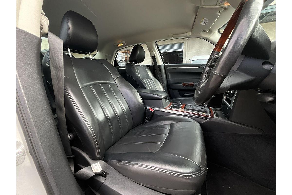 2011 Chrysler 300c HEMI