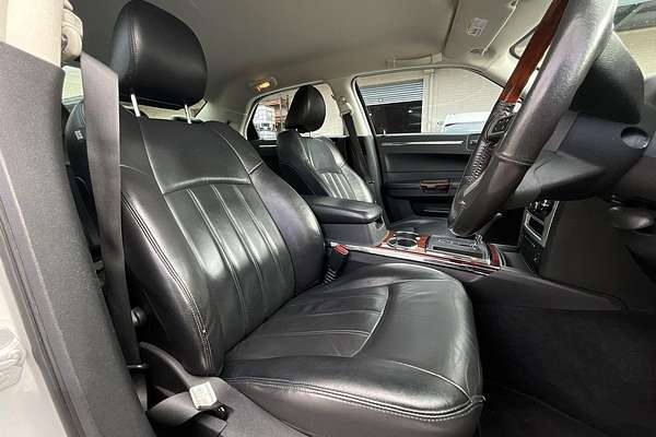 2011 Chrysler 300c HEMI