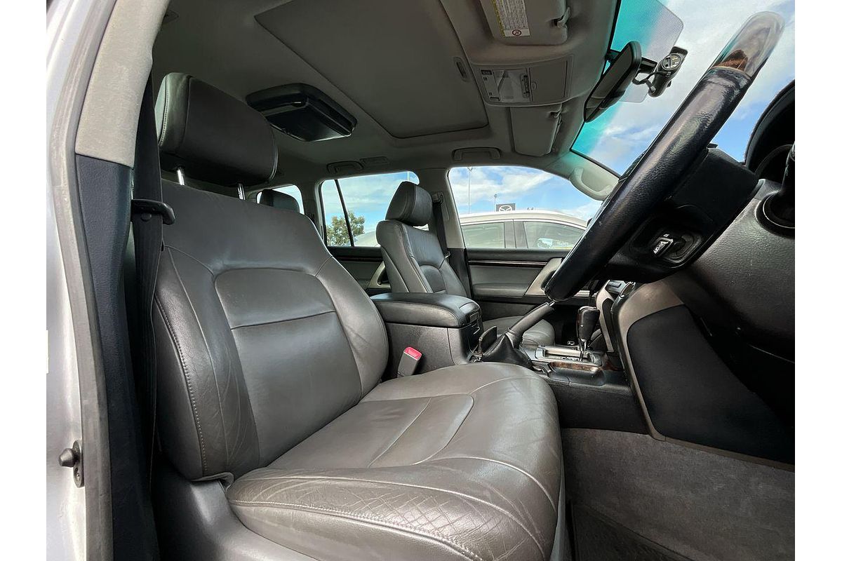 2007 Toyota Landcruiser Sahara UZJ200R