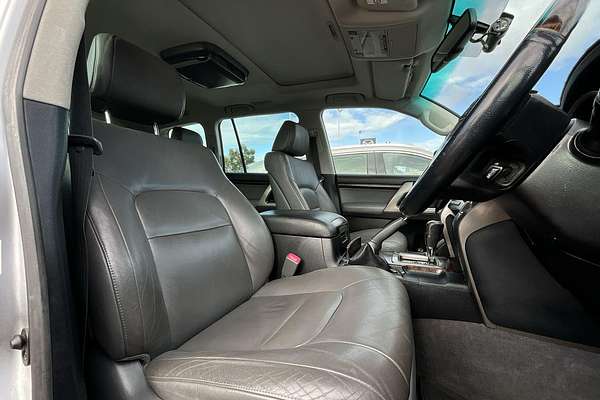 2007 Toyota Landcruiser Sahara UZJ200R