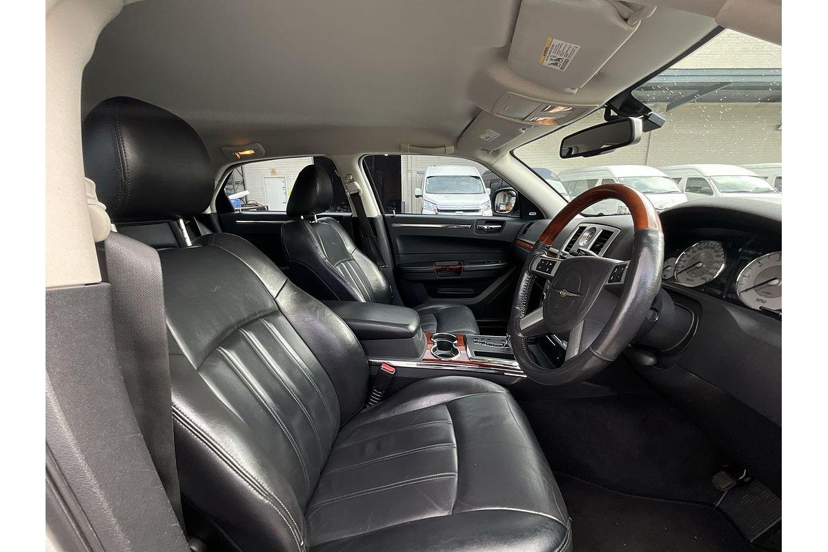 2011 Chrysler 300c HEMI