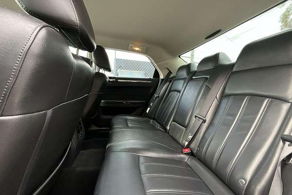 2011 Chrysler 300c HEMI