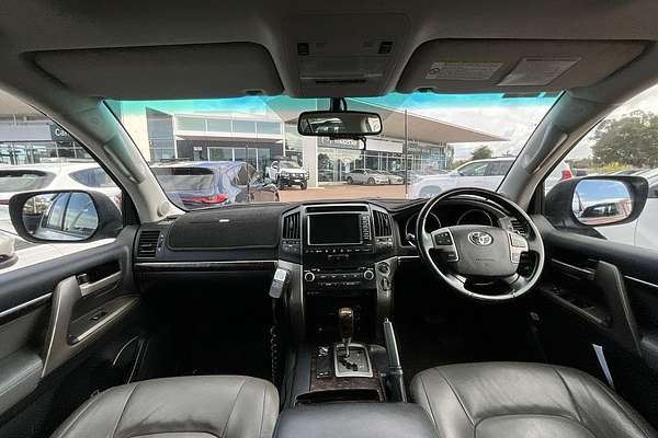 2007 Toyota Landcruiser Sahara UZJ200R