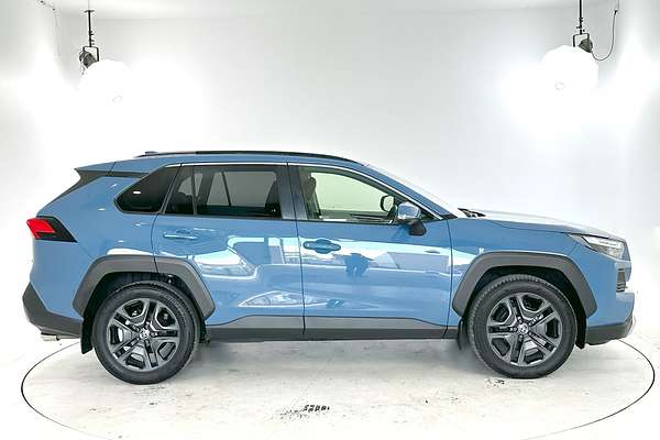 2022 Toyota RAV4 Edge AXAA54R