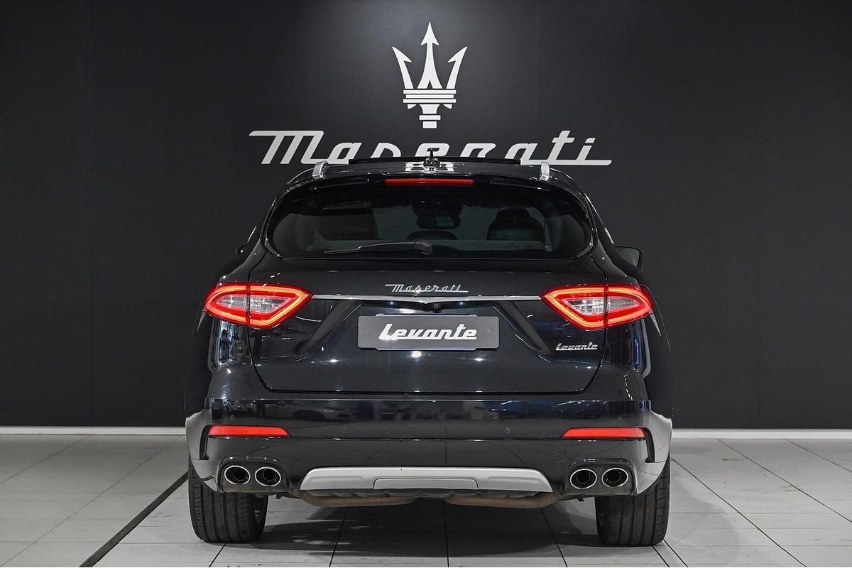 2017 Maserati Levante Sport M161