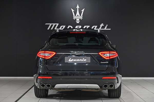 2017 Maserati Levante Sport M161