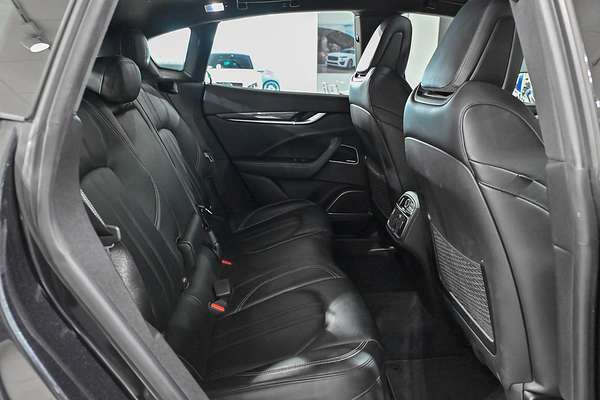 2017 Maserati Levante Sport M161