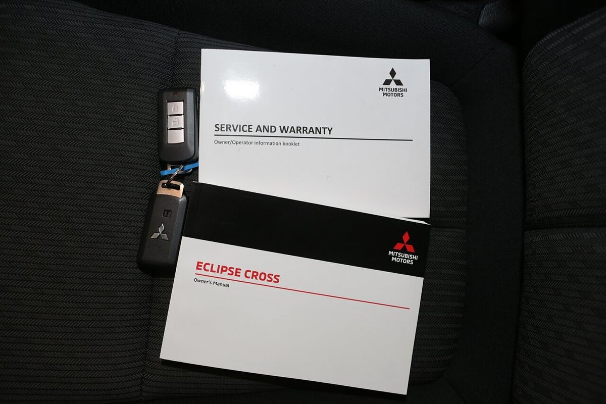 2024 Mitsubishi Outlander LS ZM
