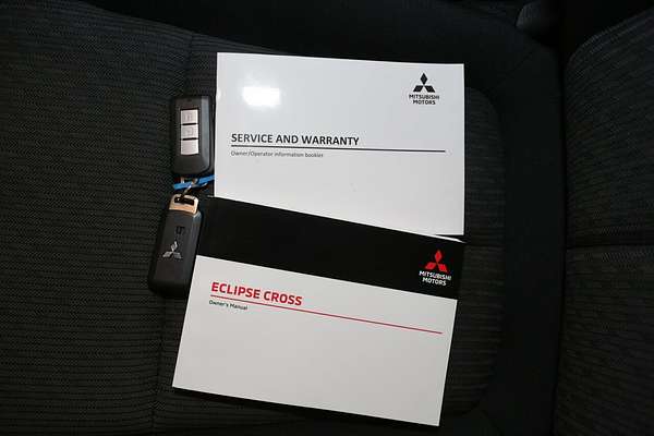 2024 Mitsubishi Outlander LS ZM