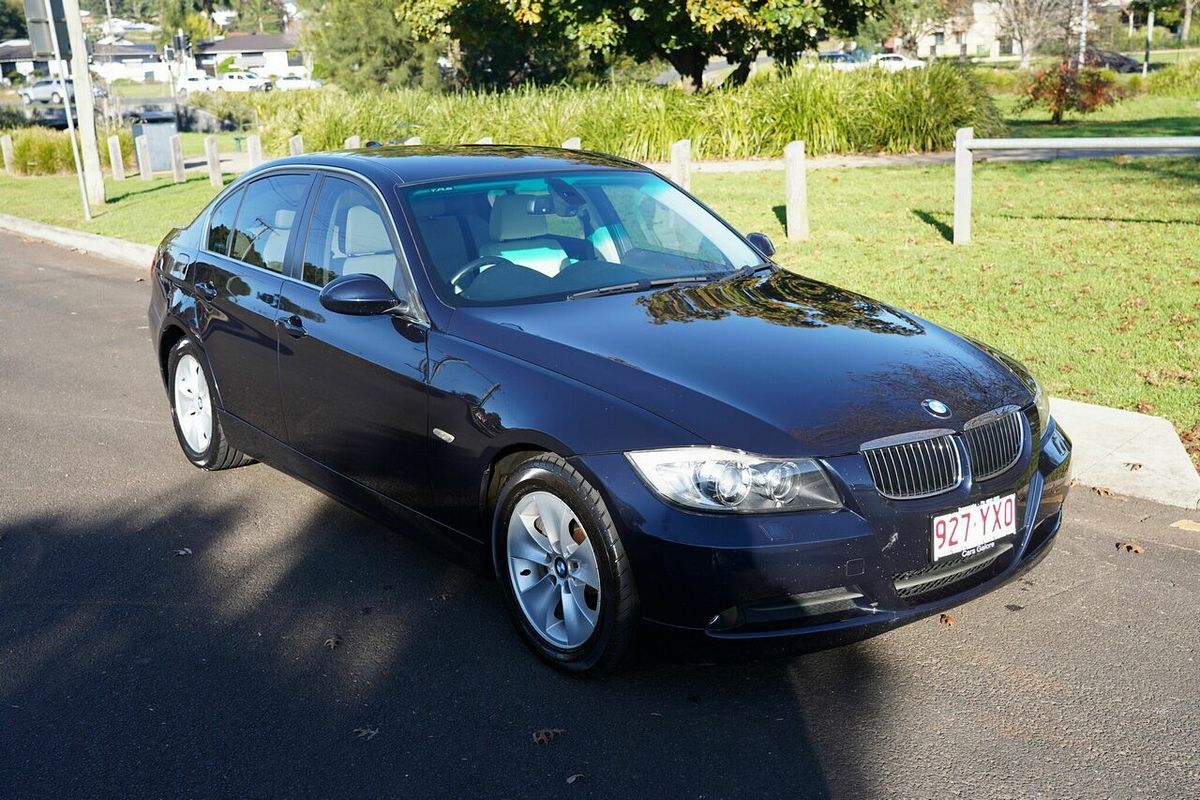 2008 BMW 323i E90 MY09
