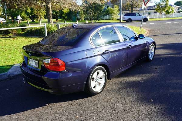 2008 BMW 323i E90 MY09