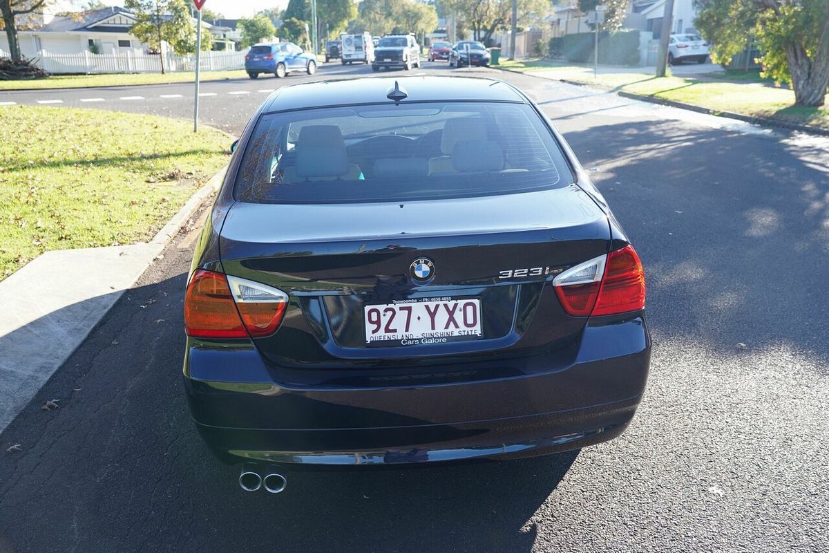 2008 BMW 323i E90 MY09