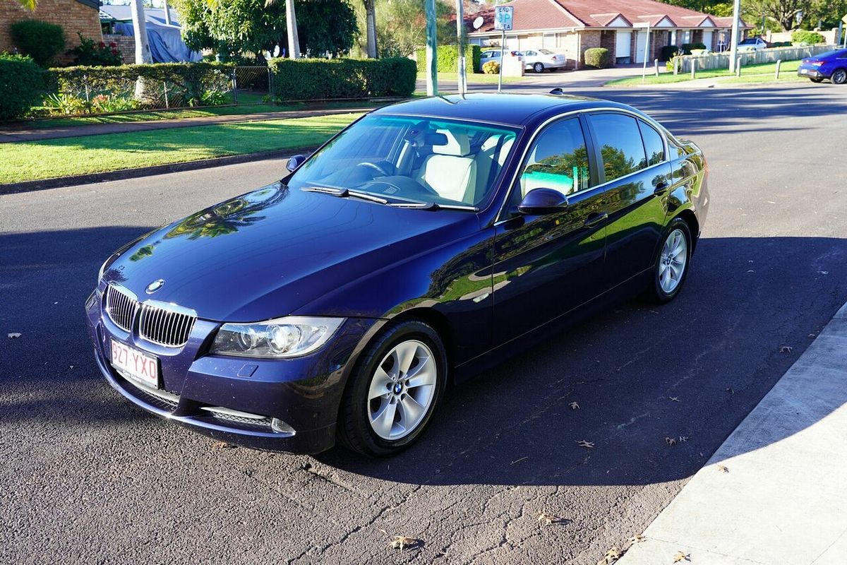 2008 BMW 323i E90 MY09