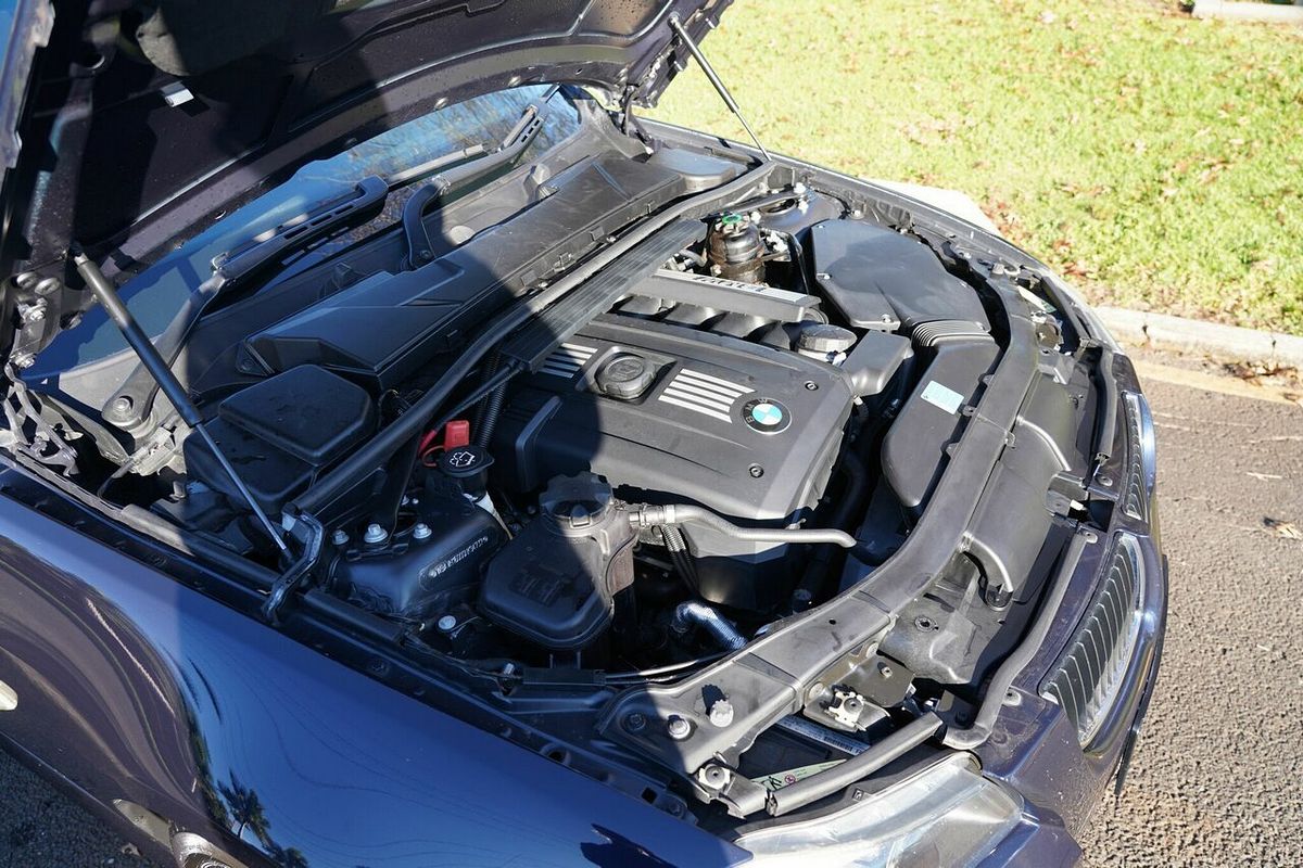 2008 BMW 323i E90 MY09