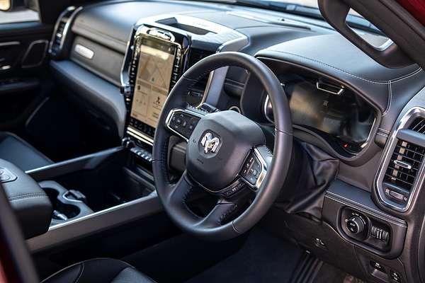 2024 RAM 1500 Laramie Sport RamBox DT 4X4 SWB