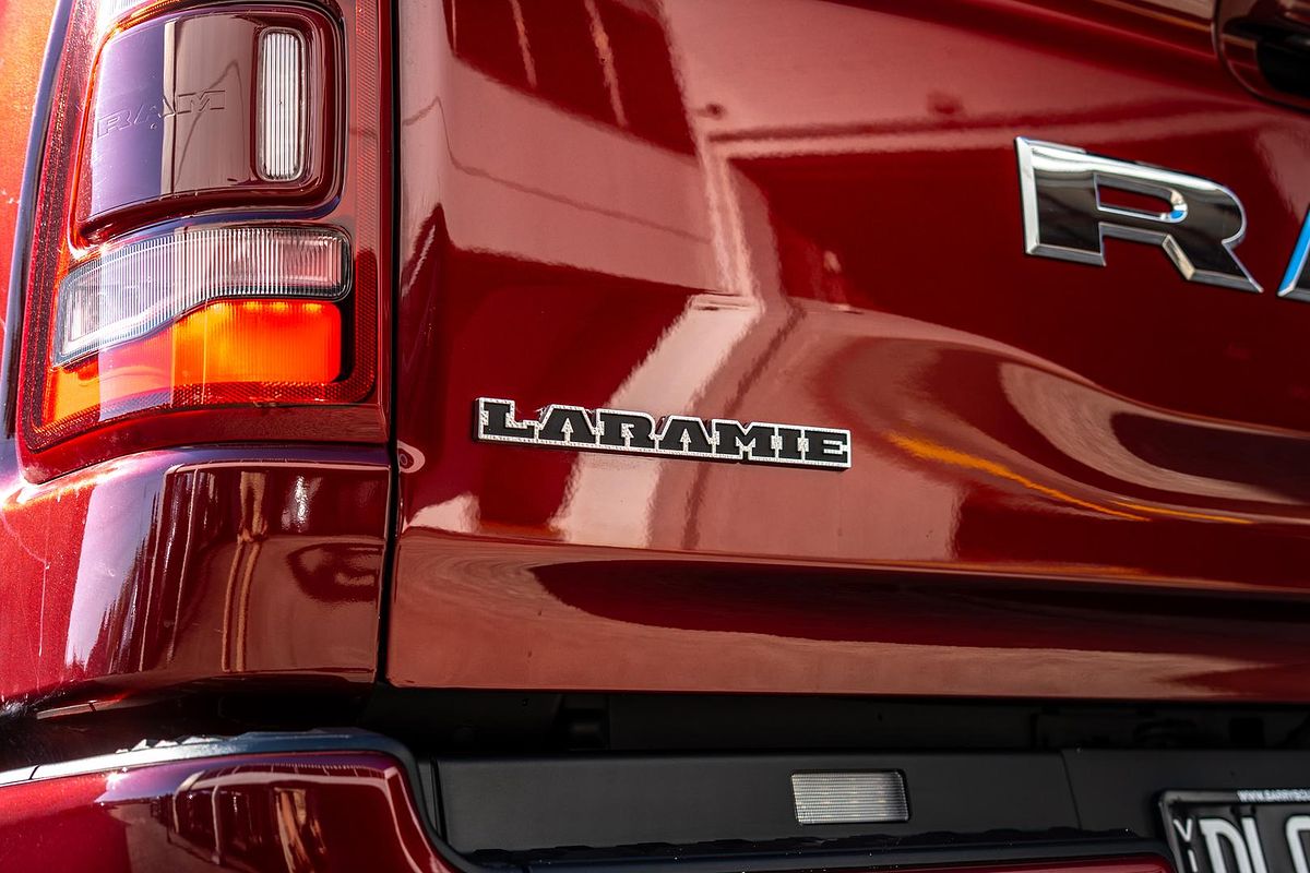 2024 RAM 1500 Laramie Sport RamBox DT 4X4 SWB