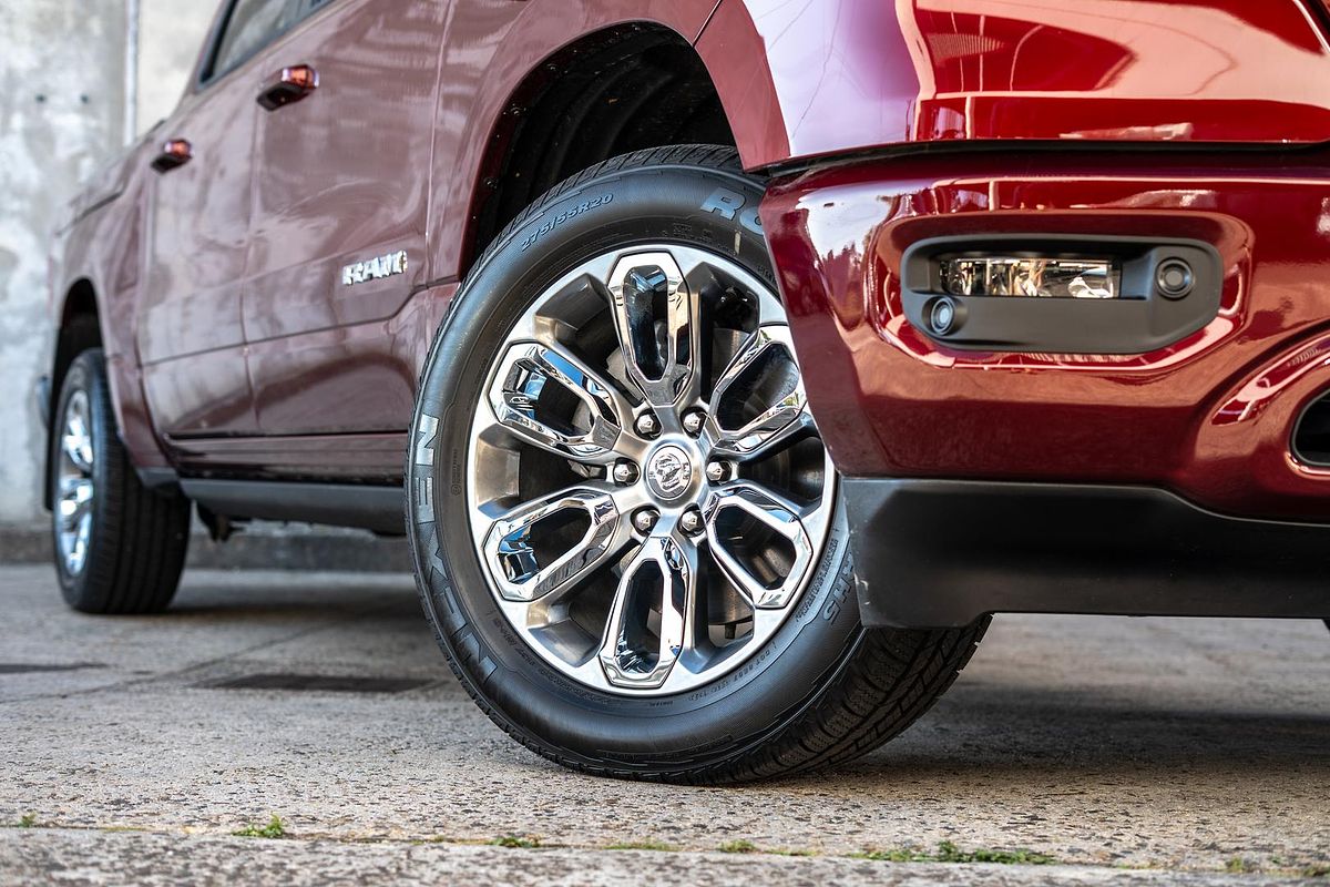 2024 RAM 1500 Laramie Sport RamBox DT 4X4 SWB