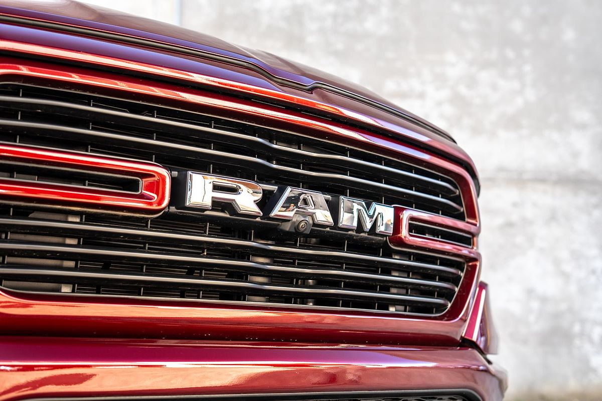 2024 RAM 1500 Laramie Sport RamBox DT 4X4 SWB