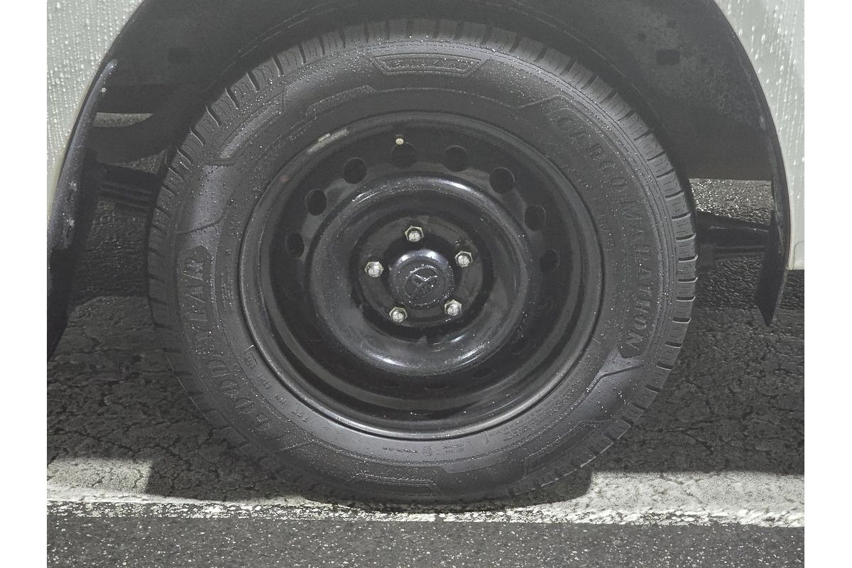 2018 Toyota Hilux Workmate TGN121R Rear Wheel Drive