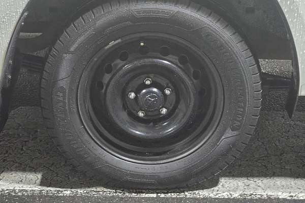 2018 Toyota Hilux Workmate TGN121R Rear Wheel Drive