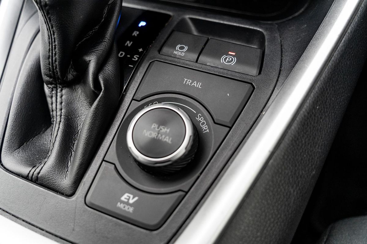 2020 Toyota RAV4 GXL AXAH54R