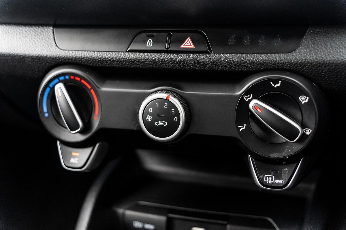 2024 Kia Stonic Sport YB
