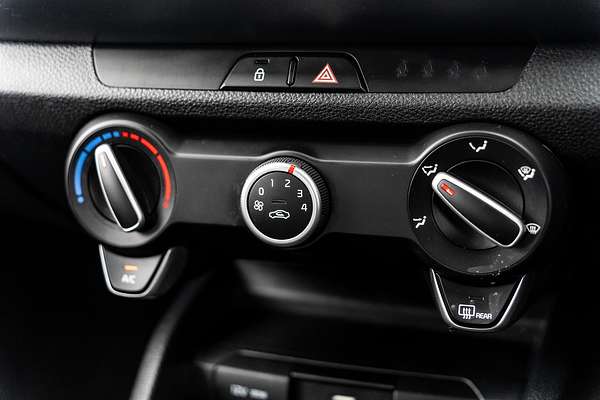 2024 Kia Stonic Sport YB