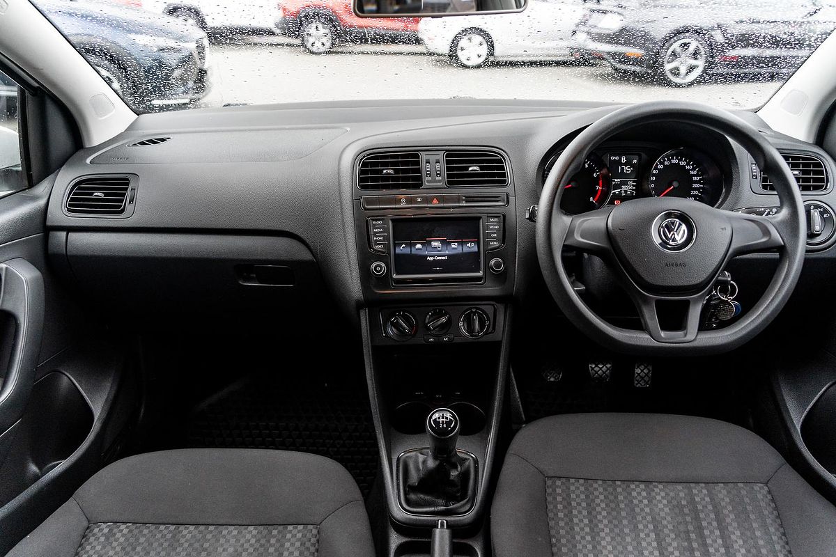 2015 Volkswagen Polo 66TSI Trendline 6R